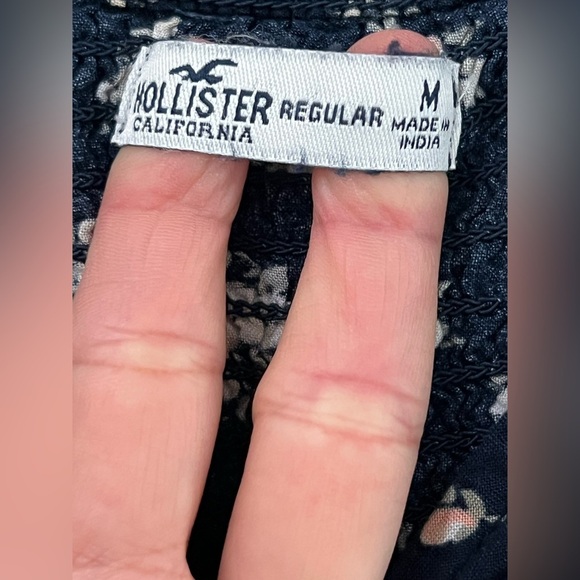 Hollister Co. Women's Navy Playsuit-romper size med - Picture 4 of 10